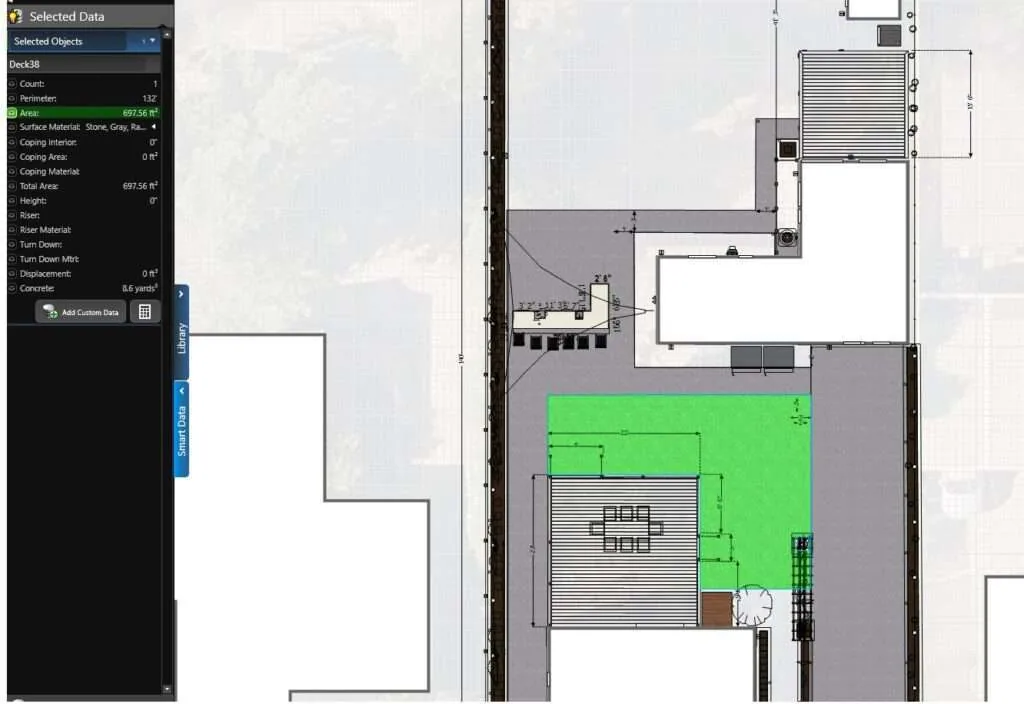 Architectural floor plan showing building layout with green outdoor space and selected data properties panel on left